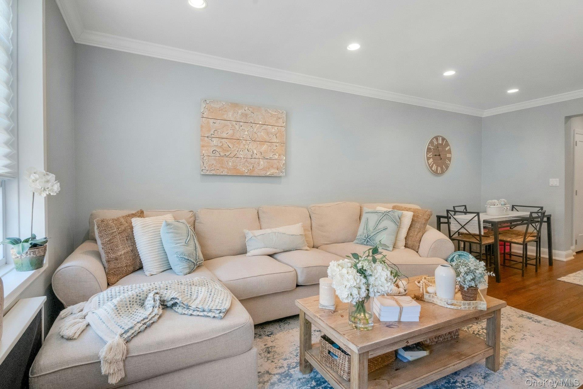 101 Old Mamaroneck Road, Unit 2C5 White Plains, NY 10605 - Photo 21 of 35 a living room with furniture