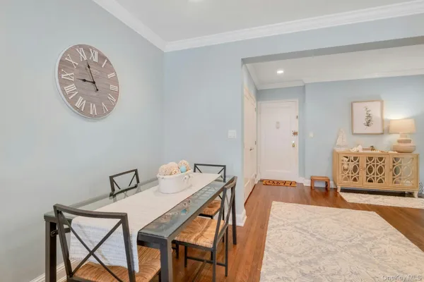 $329,000 | 101 Old Mamaroneck Road, Unit 2C5, White Plains, NY 10605