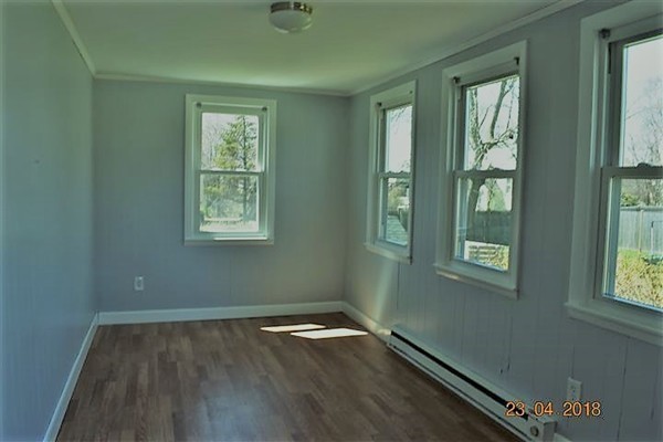 46 Howe Street Methuen, MA 01844 - Photo 6 of 16 Gallery Image 6
