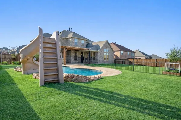 $799,000 | 721 Broderick Lane, Prosper, TX 75078