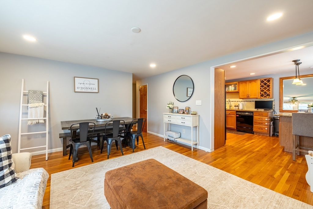 9 Herrick Road Peabody, MA 01960 - Photo 5 of 41