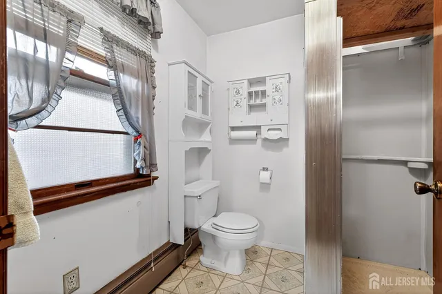 $725,000 | 21 Pine Street, Old Bridge, NJ 08857