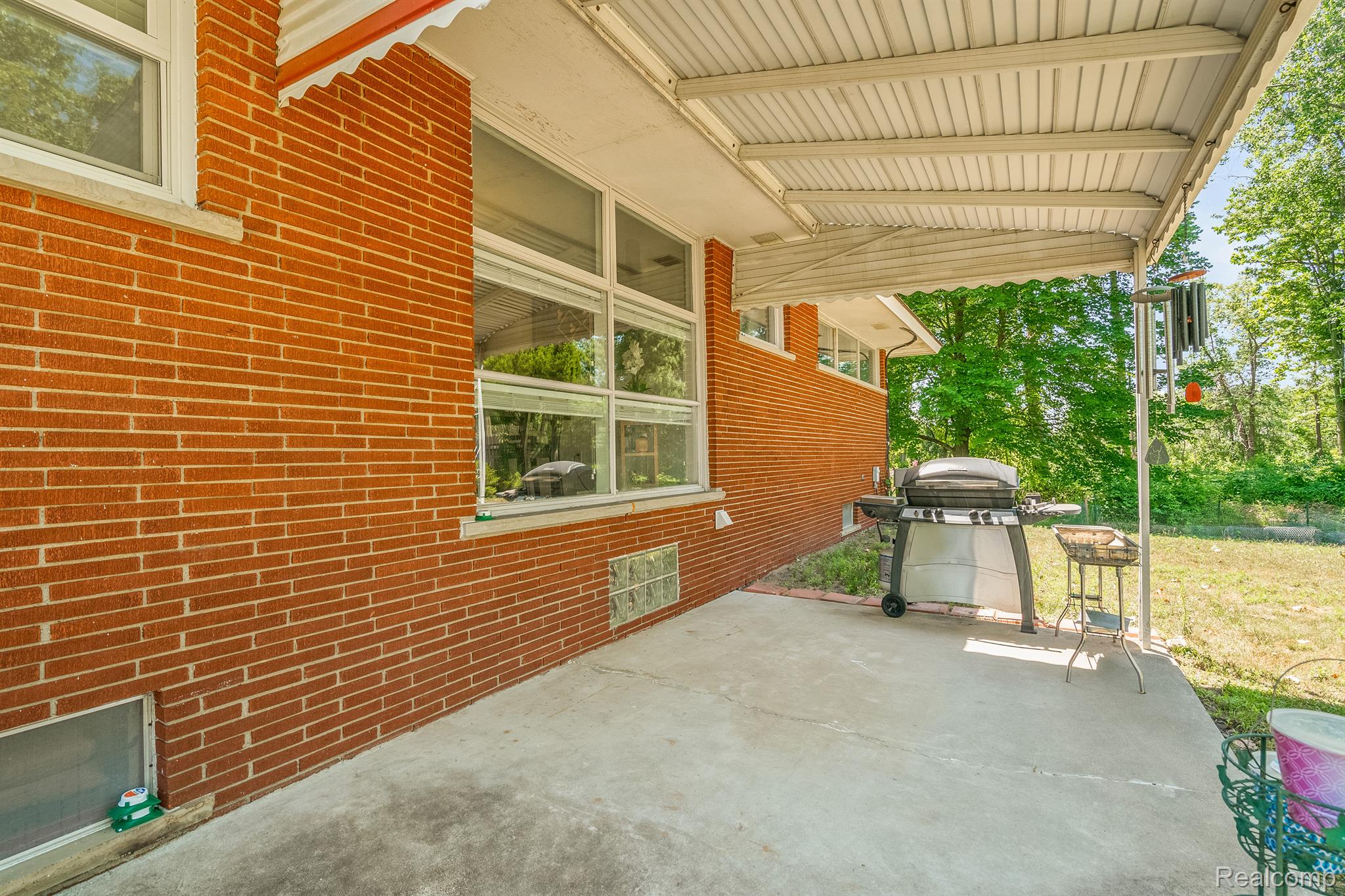 23300 Middlebelt Road New Boston, MI 48164 - Photo 25 of 43 Gallery Image 25
