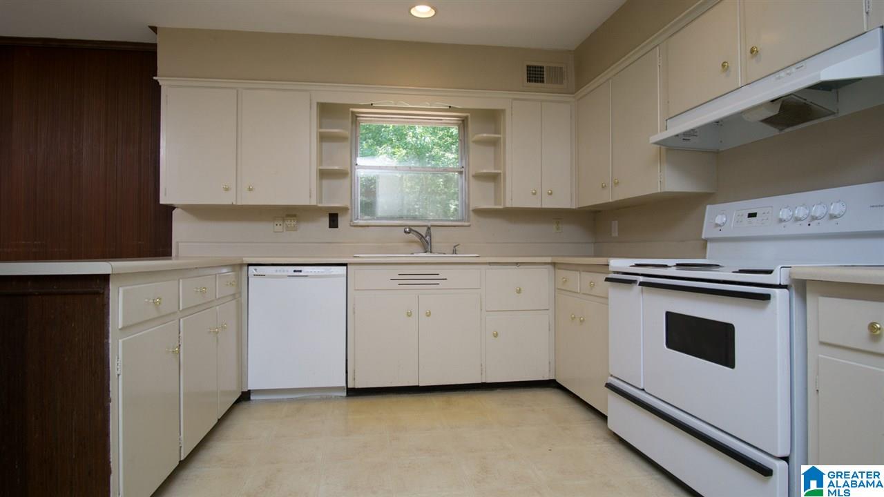 1753 Murray Hill Road Birmingham, AL 35216 - Photo 7 of 26