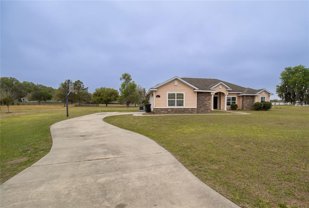 10368 Southwest 98th Terrace Gainesville, FL 32608 - Photo 3 of 37