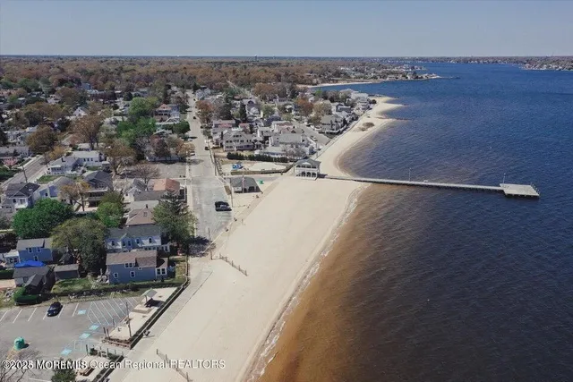 $979,900 | 409 Newport Avenue, Ocean Gate, NJ 08740