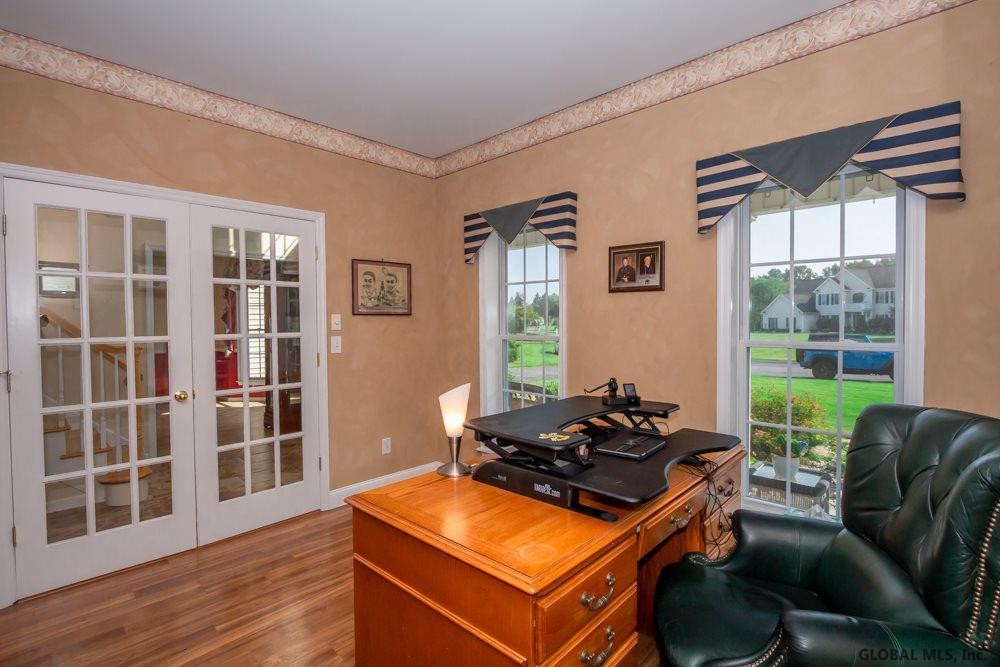 12 Worthington Road Schenectady, NY 12303 - Photo 13 of 46 Photo 14