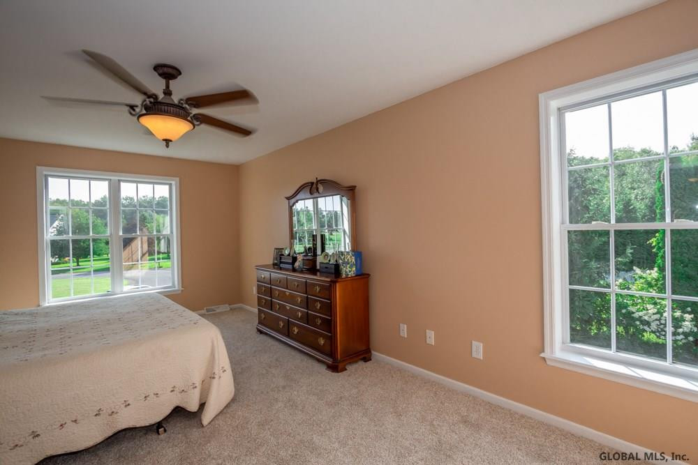 12 Worthington Road Schenectady, NY 12303 - Photo 17 of 46 Photo 18