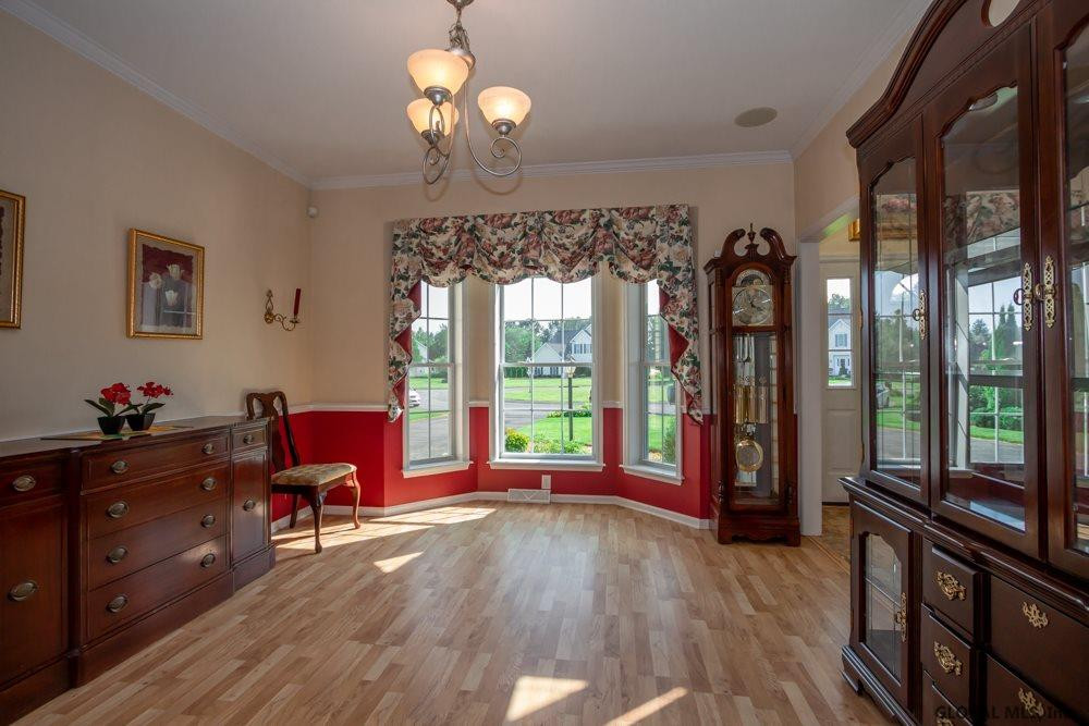 12 Worthington Road Schenectady, NY 12303 - Photo 8 of 46 Photo 8
