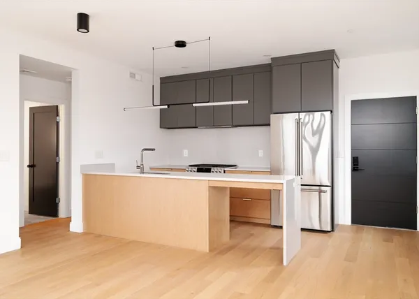 $3,750 | 182 Tremont Street, Unit 3, Somerville, MA 02143