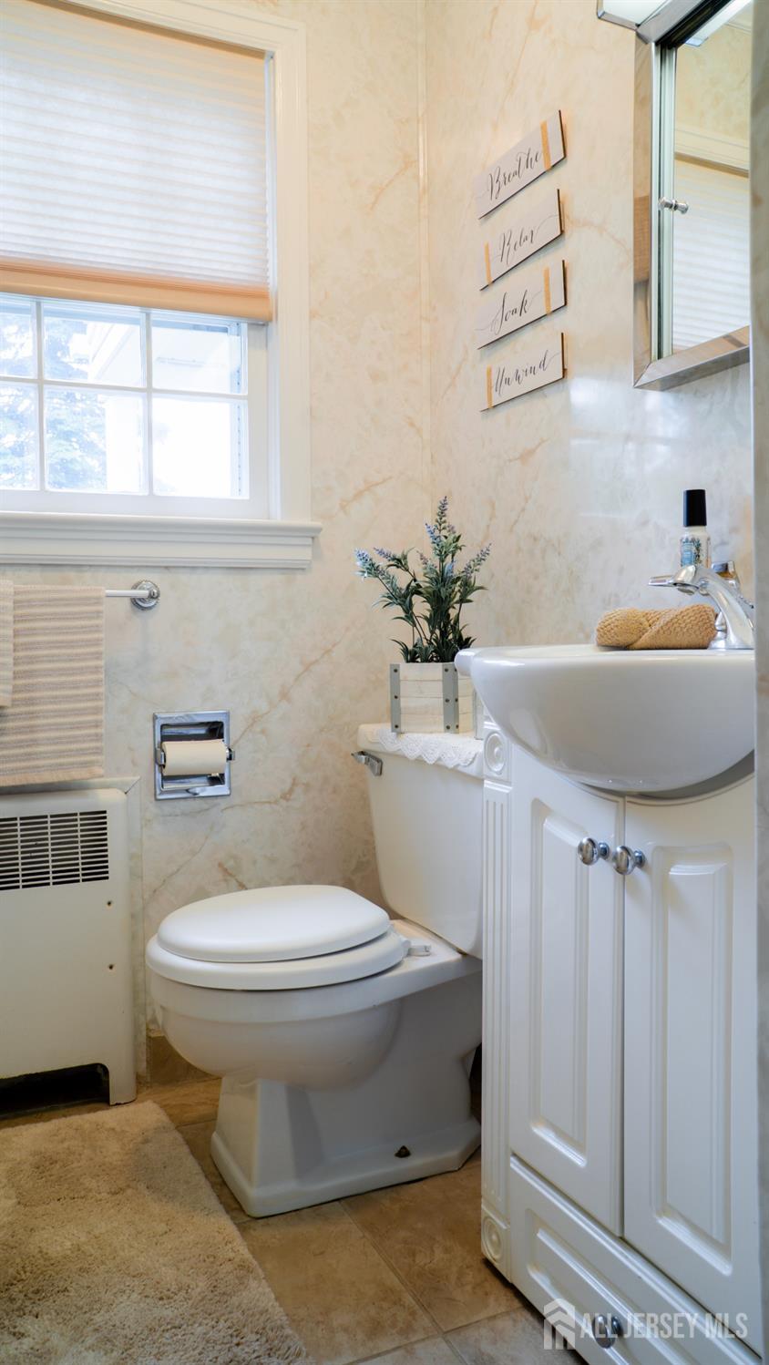 33 Lancaster Road Colonia, NJ 07067 - Photo 21 of 26