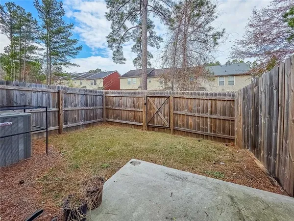 $2,100 | 5786 Calle Vista Drive, Lithonia, GA 30058