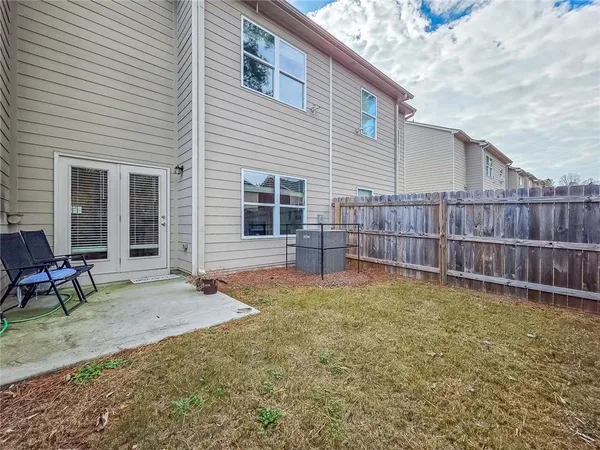 $2,100 | 5786 Calle Vista Drive, Lithonia, GA 30058