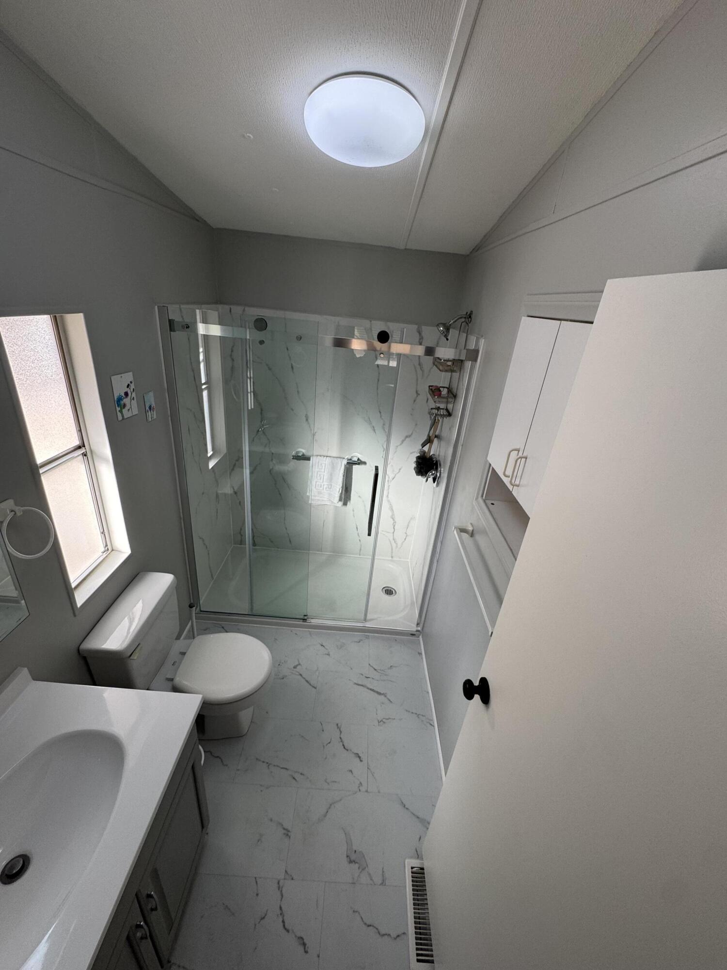 46618 Madison Street, Unit 153 Indio, CA 92201 - Photo 43 of 47 Primary Bath