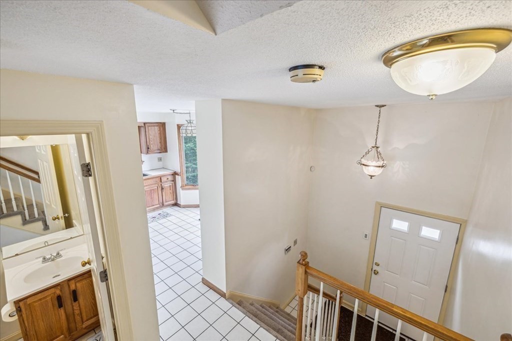 47 Abington Road, Unit 47 Danvers, MA 01923 - Photo 21 of 40 Gallery Image 21