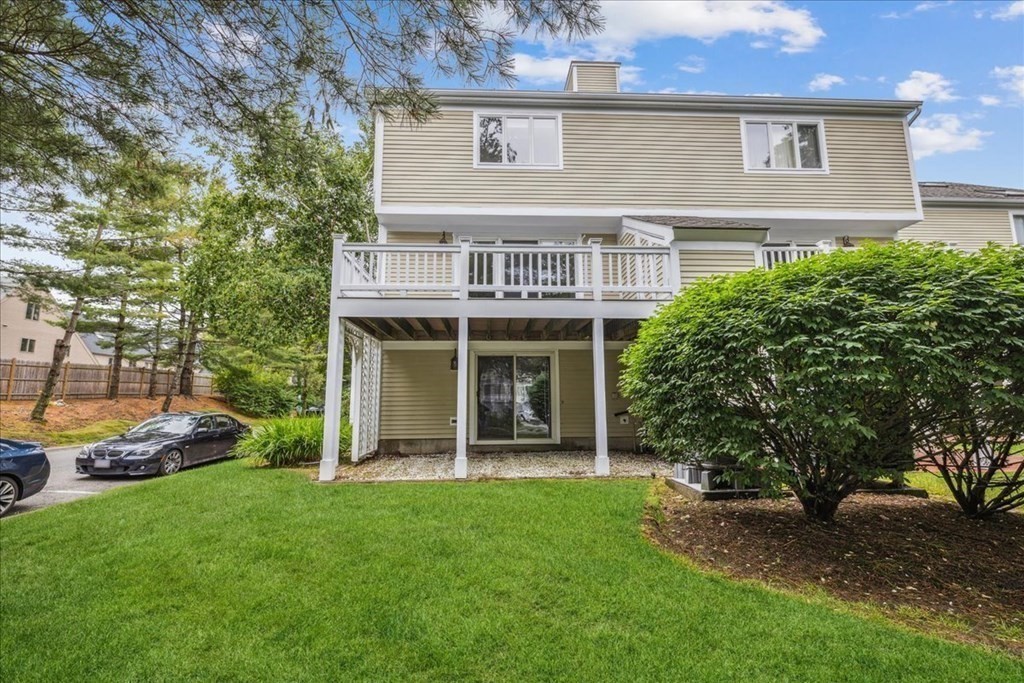 47 Abington Road, Unit 47 Danvers, MA 01923 - Photo 5 of 40 Gallery Image 5