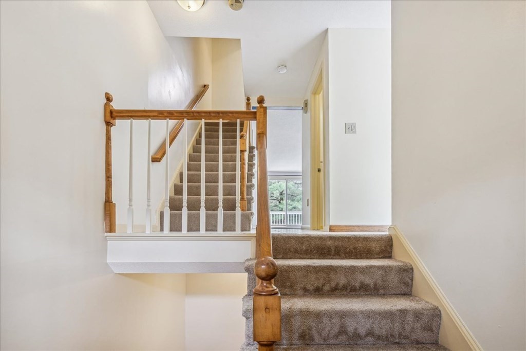 47 Abington Road, Unit 47 Danvers, MA 01923 - Photo 6 of 40 Gallery Image 6