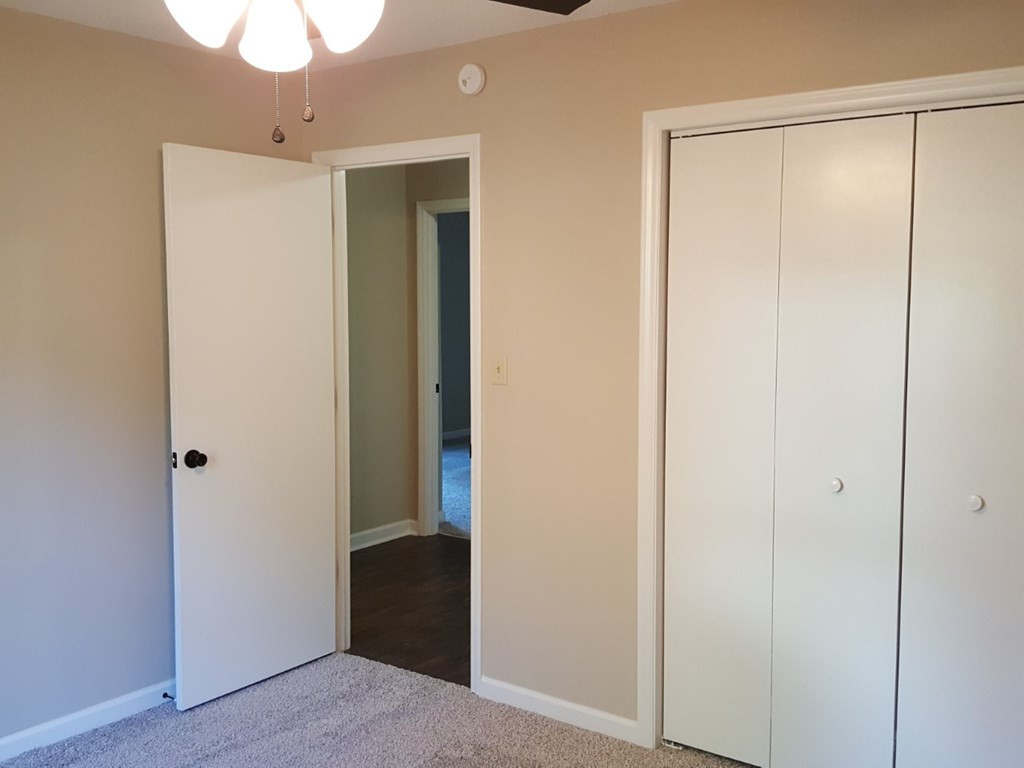 409 Pascal Drive Greenwood, SC 29649 - Photo 13 of 20