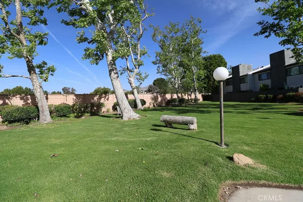 $3,495 | 11311 Tampa Avenue, Unit 21, Porter Ranch, CA 91326