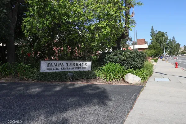 $3,495 | 11311 Tampa Avenue, Unit 21, Porter Ranch, CA 91326
