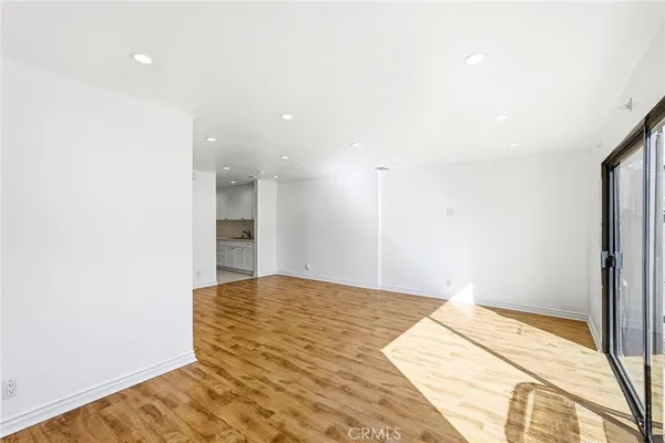 $3,495 | 11311 Tampa Avenue, Unit 21, Porter Ranch, CA 91326