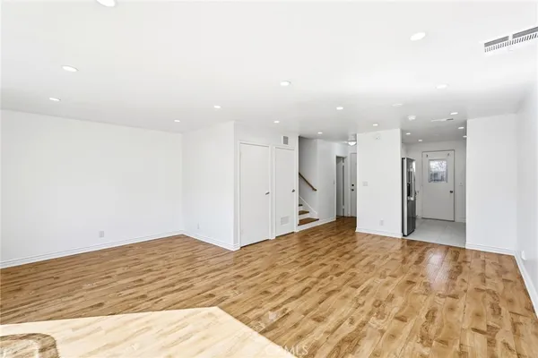 $3,495 | 11311 Tampa Avenue, Unit 21, Porter Ranch, CA 91326