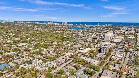 $675,000 | 703 Southeast 16th Court, Fort Lauderdale, FL 33316