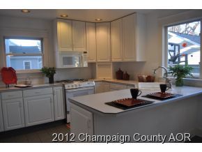 914 West Hill Street Champaign, IL 61821 - Photo 3 of 24