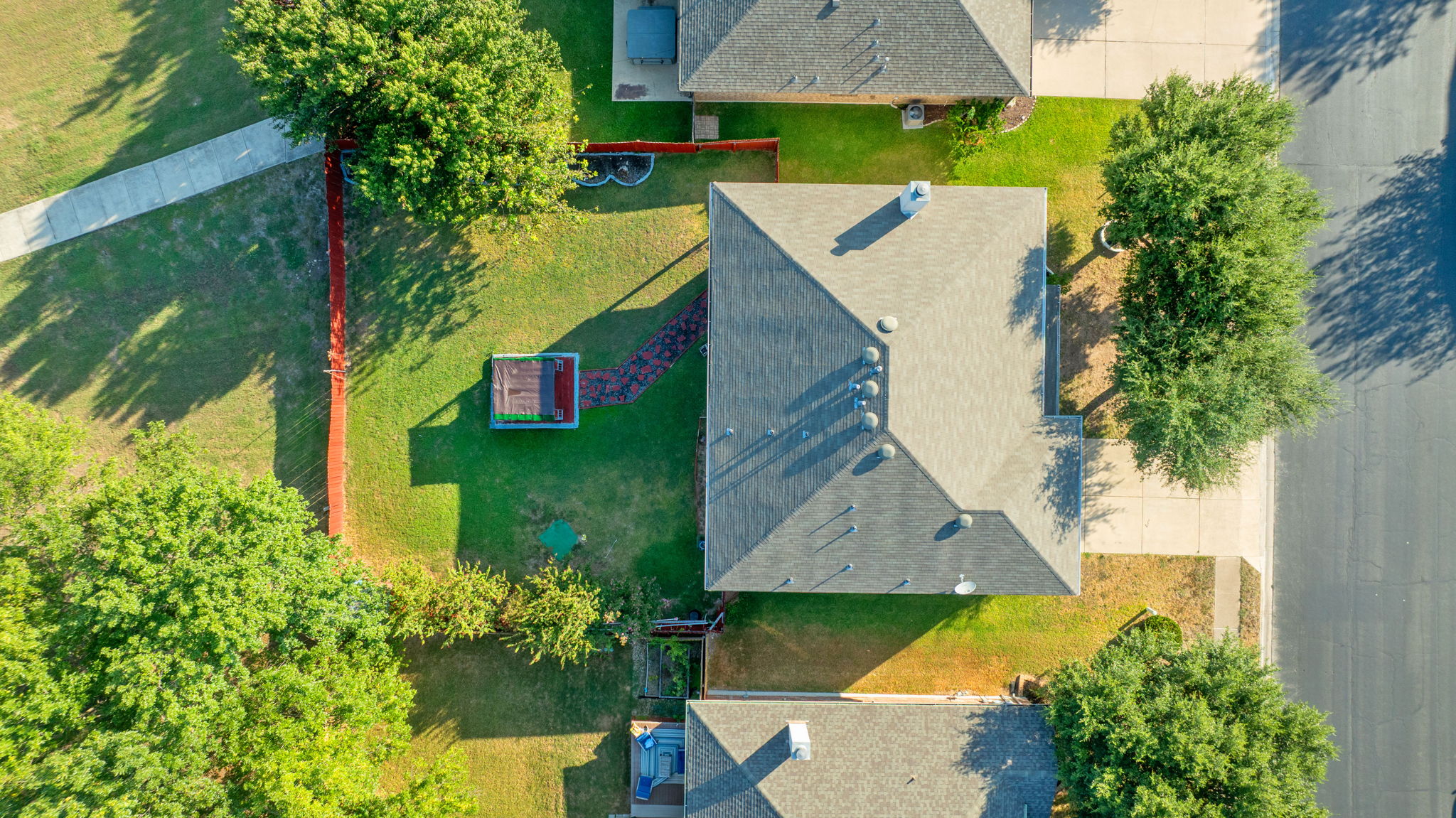1024 Portchester Castle Path Pflugerville, TX 78660 - Photo 30 of 40 an aerial view of a house with a yard