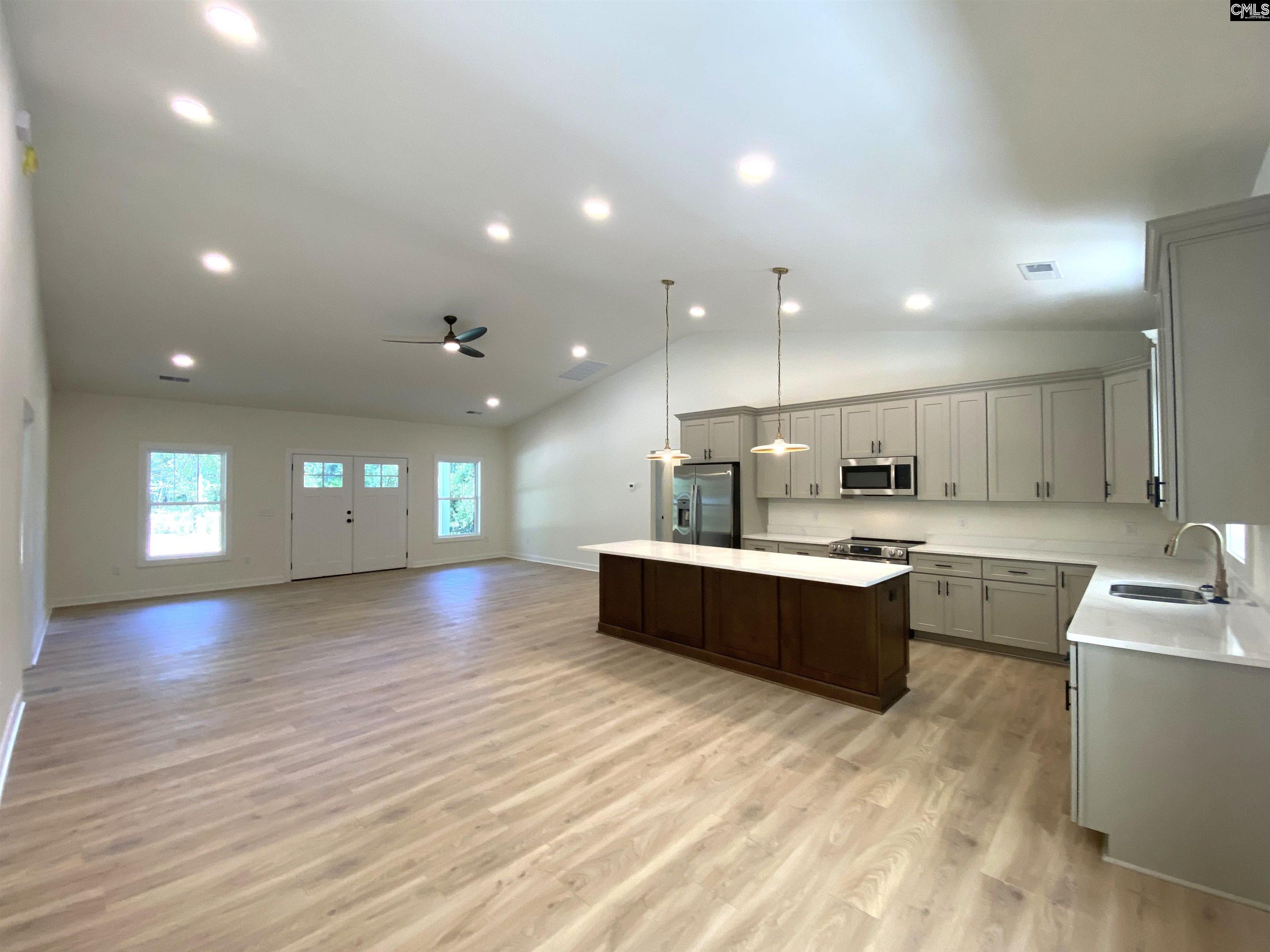 207 Pinetree Leesville, SC 29070 - Photo 5 of 26