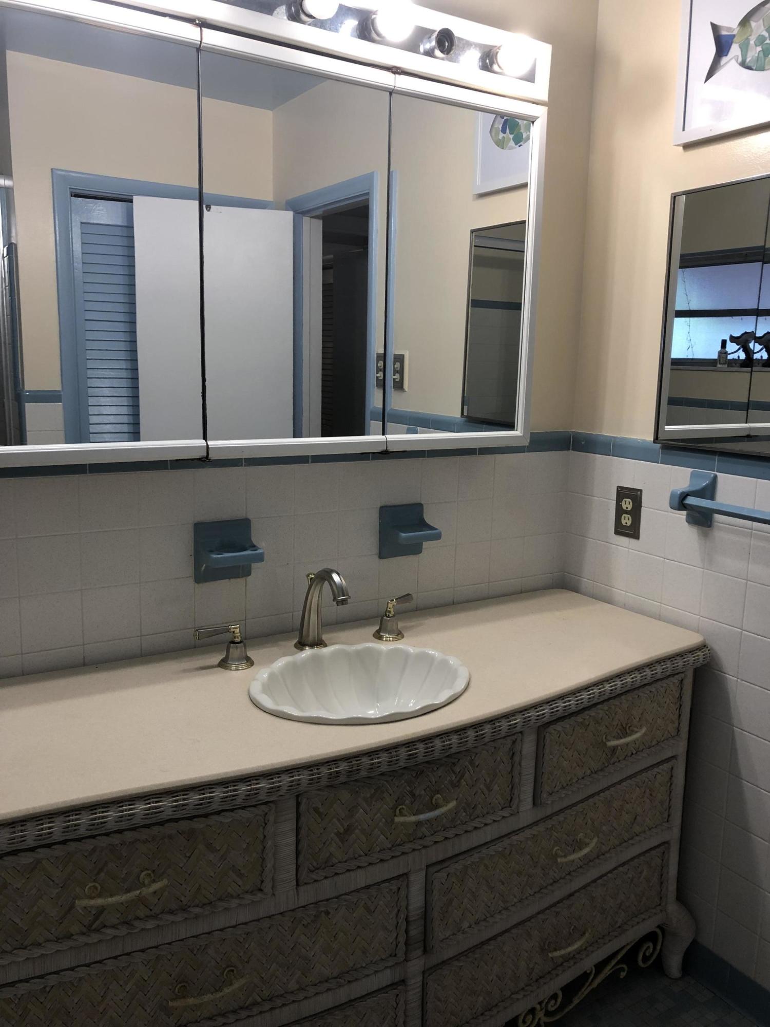 3367 State Street Lake Worth, FL 33461 - Photo 18 of 35 IMG_2059