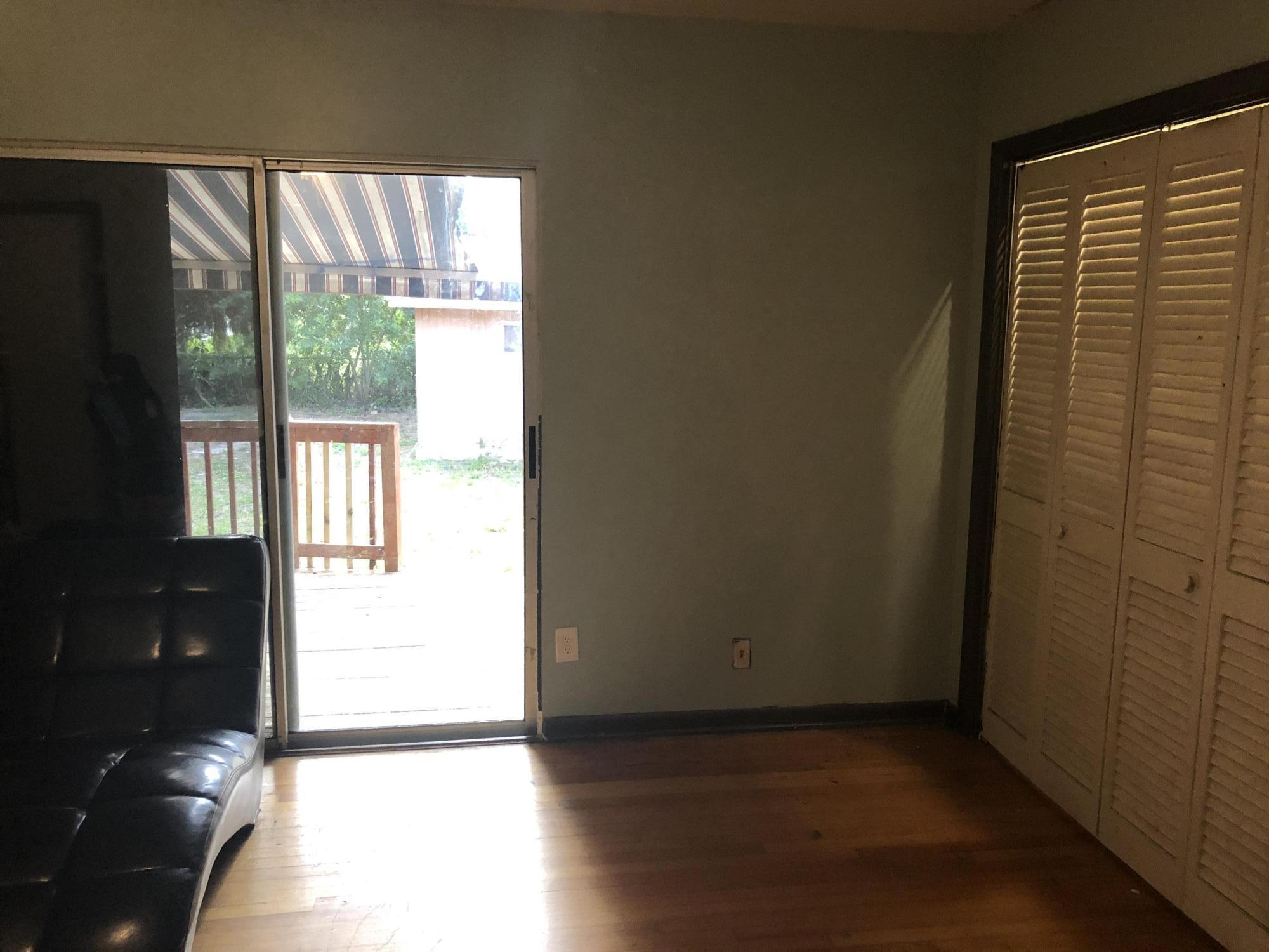 3367 State Street Lake Worth, FL 33461 - Photo 22 of 35 IMG_2078