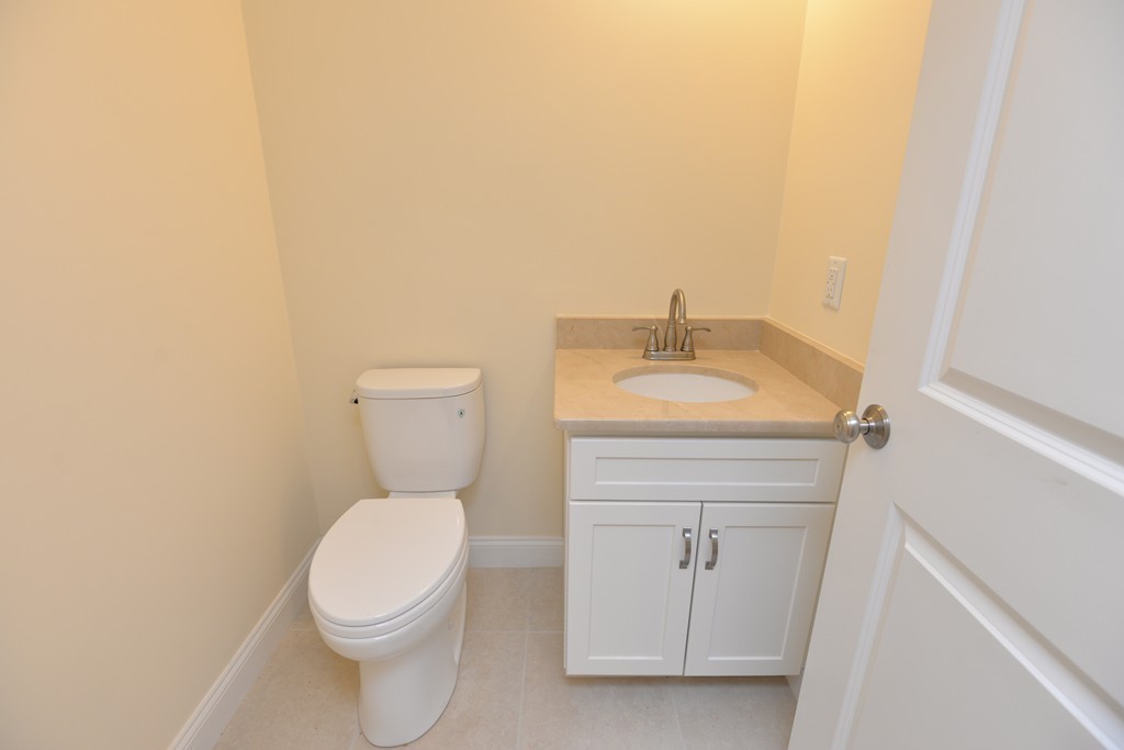 28 Grove Road Natick, MA 01760 - Photo 16 of 30 Gallery Image 16