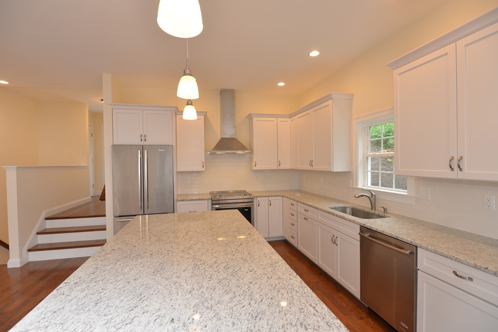 28 Grove Road Natick, MA 01760 - Photo 5 of 30 Gallery Image 5