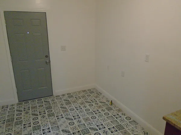 $1,890 | Undisclosed Address, Detroit, MI 48202