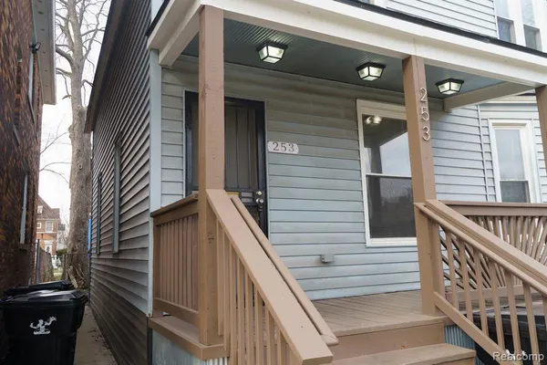 $1,890 | Undisclosed Address, Detroit, MI 48202