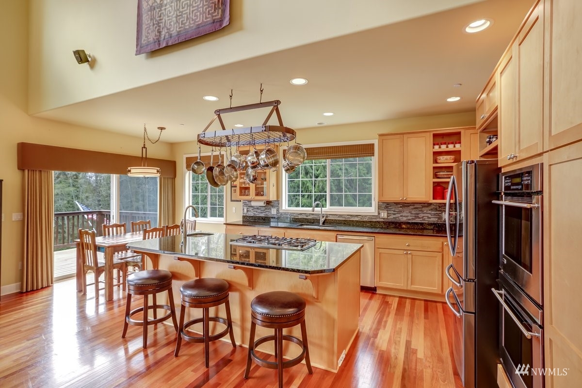 4621 Tolt River Road Northeast Carnation, WA 98014 - Photo 9 of 40 Gallery Image 9