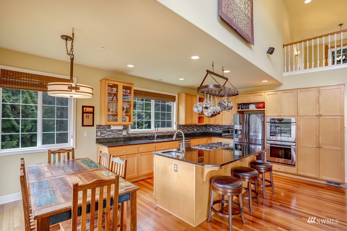 4621 Tolt River Road Northeast Carnation, WA 98014 - Photo 10 of 40 Gallery Image 10
