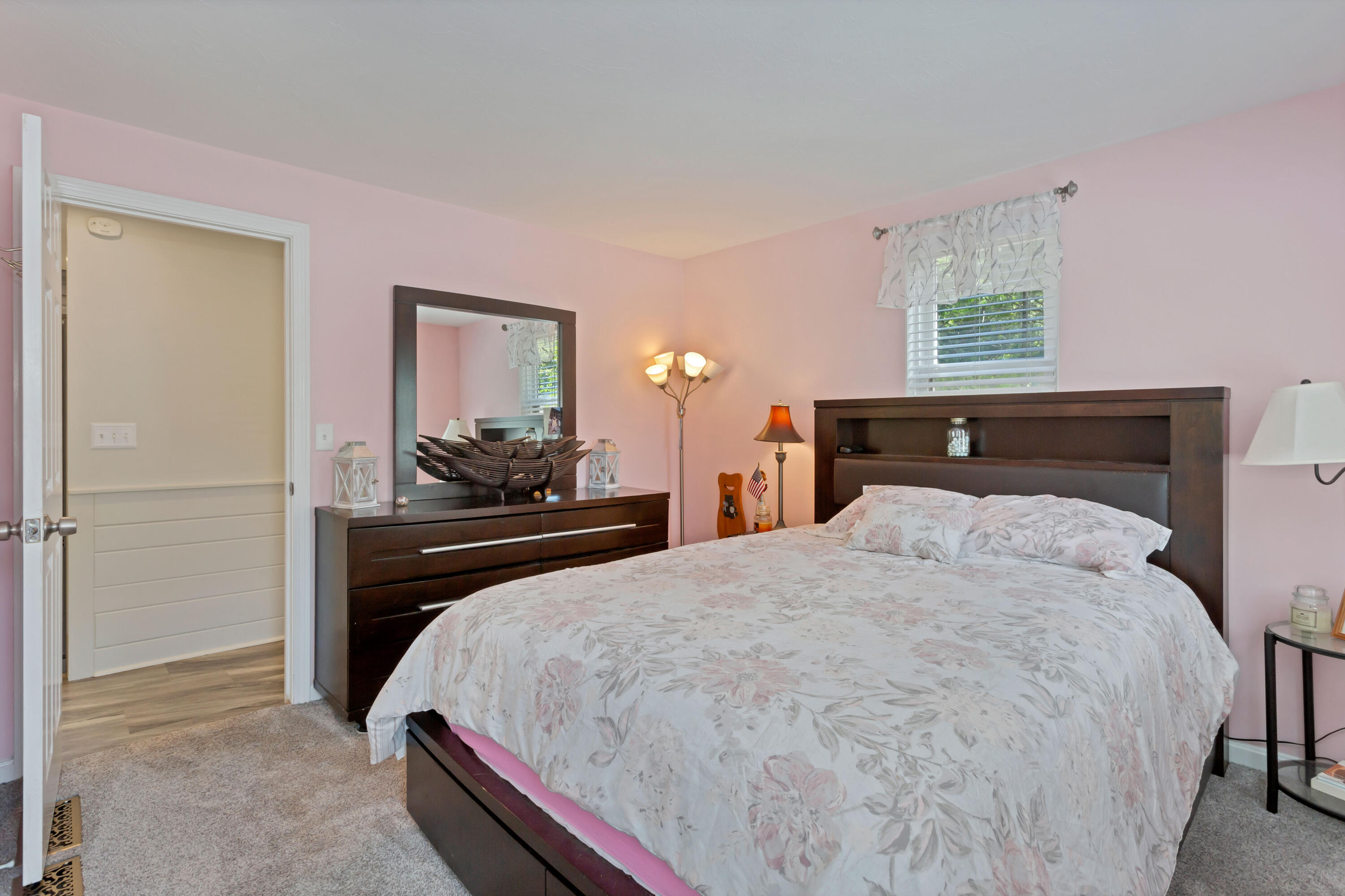 138 Gunstock Road Osterville, MA 02655 - Photo 17 of 47 a bedroom with a bed and a dresser