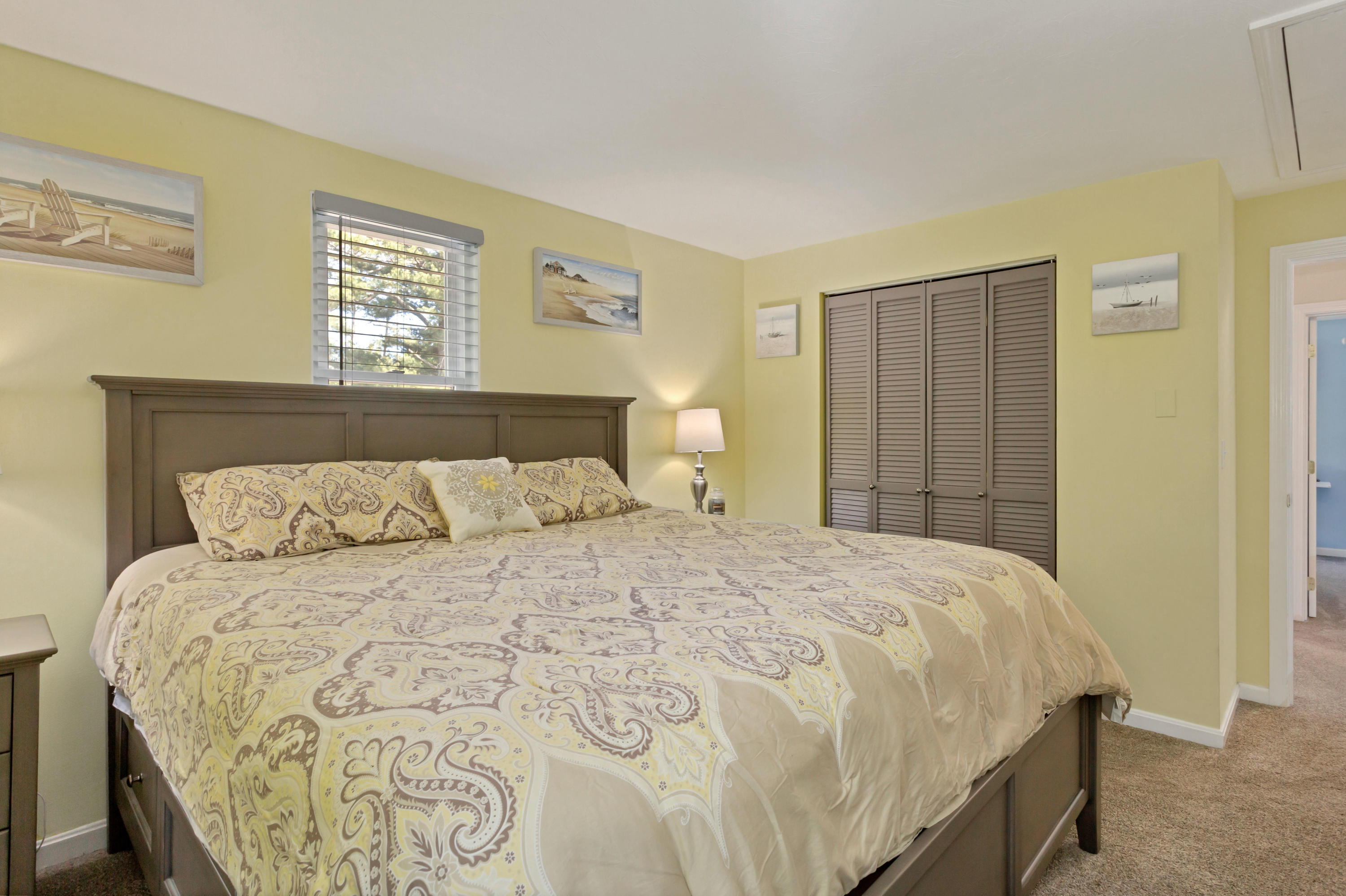 138 Gunstock Road Osterville, MA 02655 - Photo 21 of 47 a bedroom with a bed and a window