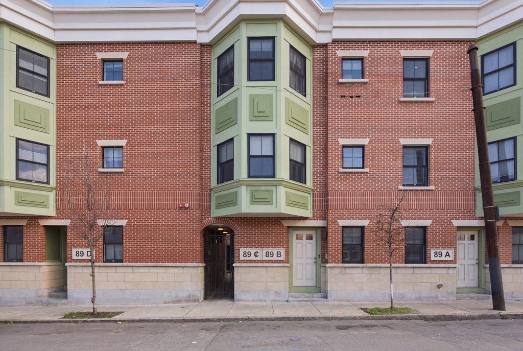 89 Prescott Street, Unit B Boston, MA 02128 - Photo 2 of 27