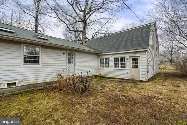 $2,800 | 4954 Catharpin Road, Gainesville, VA 20155