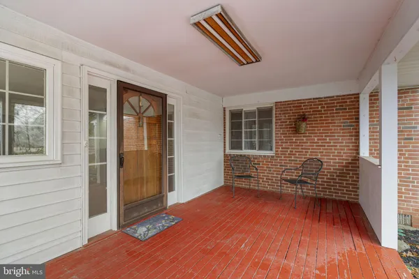 $2,800 | 4954 Catharpin Road, Gainesville, VA 20155