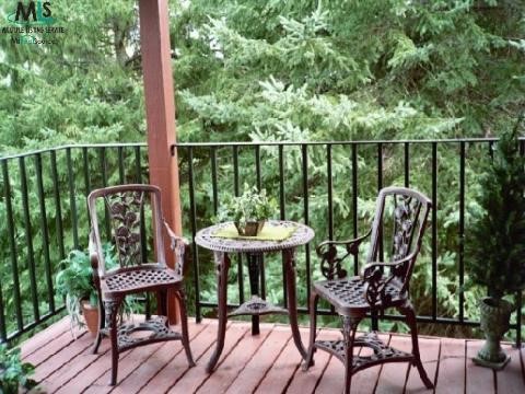 930 GreenView Court Rochester, MI 48307 - Photo 3 of 7 744804-2.JPG