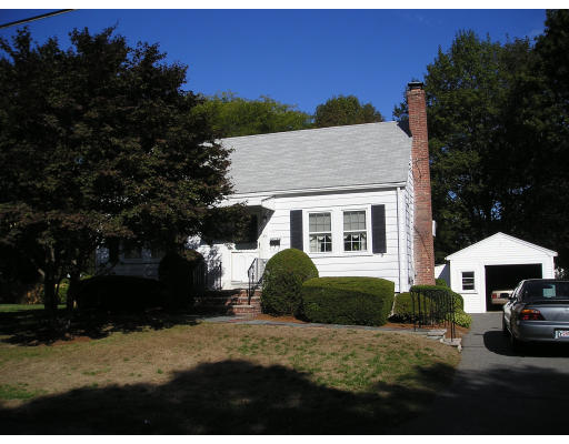 20 Bonad Road Stoneham, MA 02180 - Photo 1 of 5 Gallery Image 1
