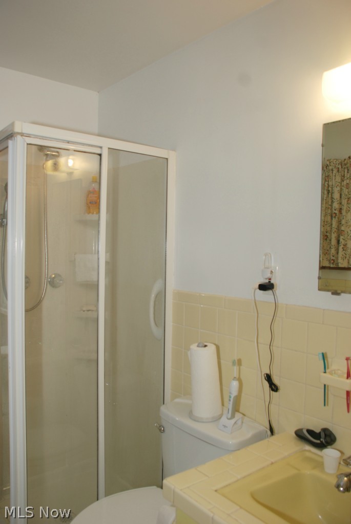 3255 Bancroft Road Akron, OH 44333 - Photo 16 of 20 Gallery Image 16