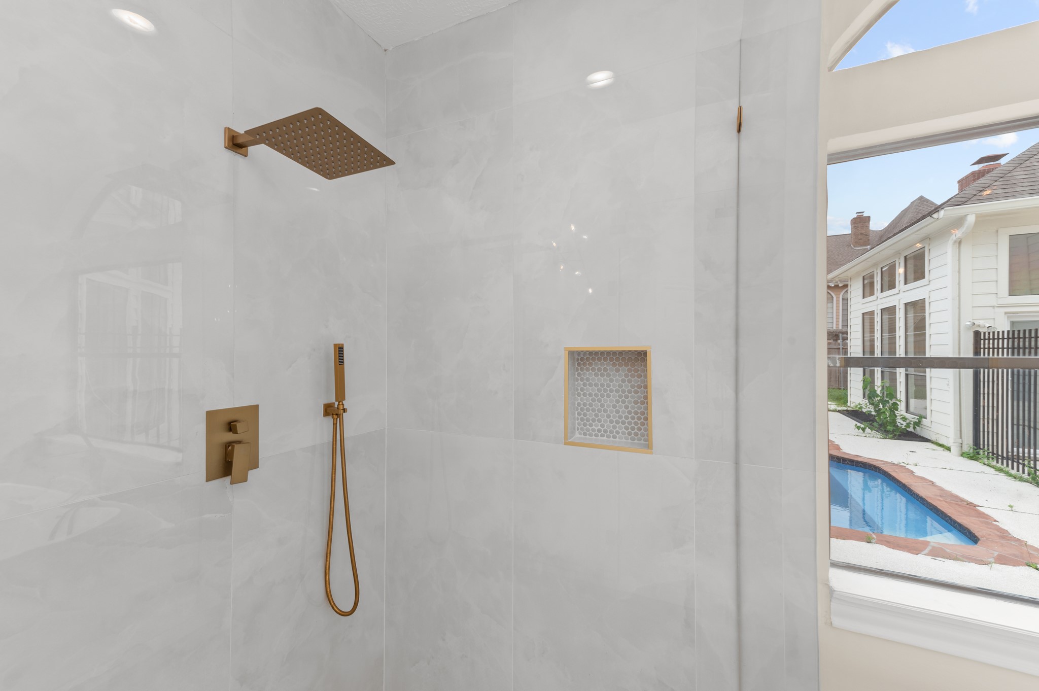 17402 Wilton Park Court Spring, TX 77379 - Photo 14 of 50 a bathroom with a shower