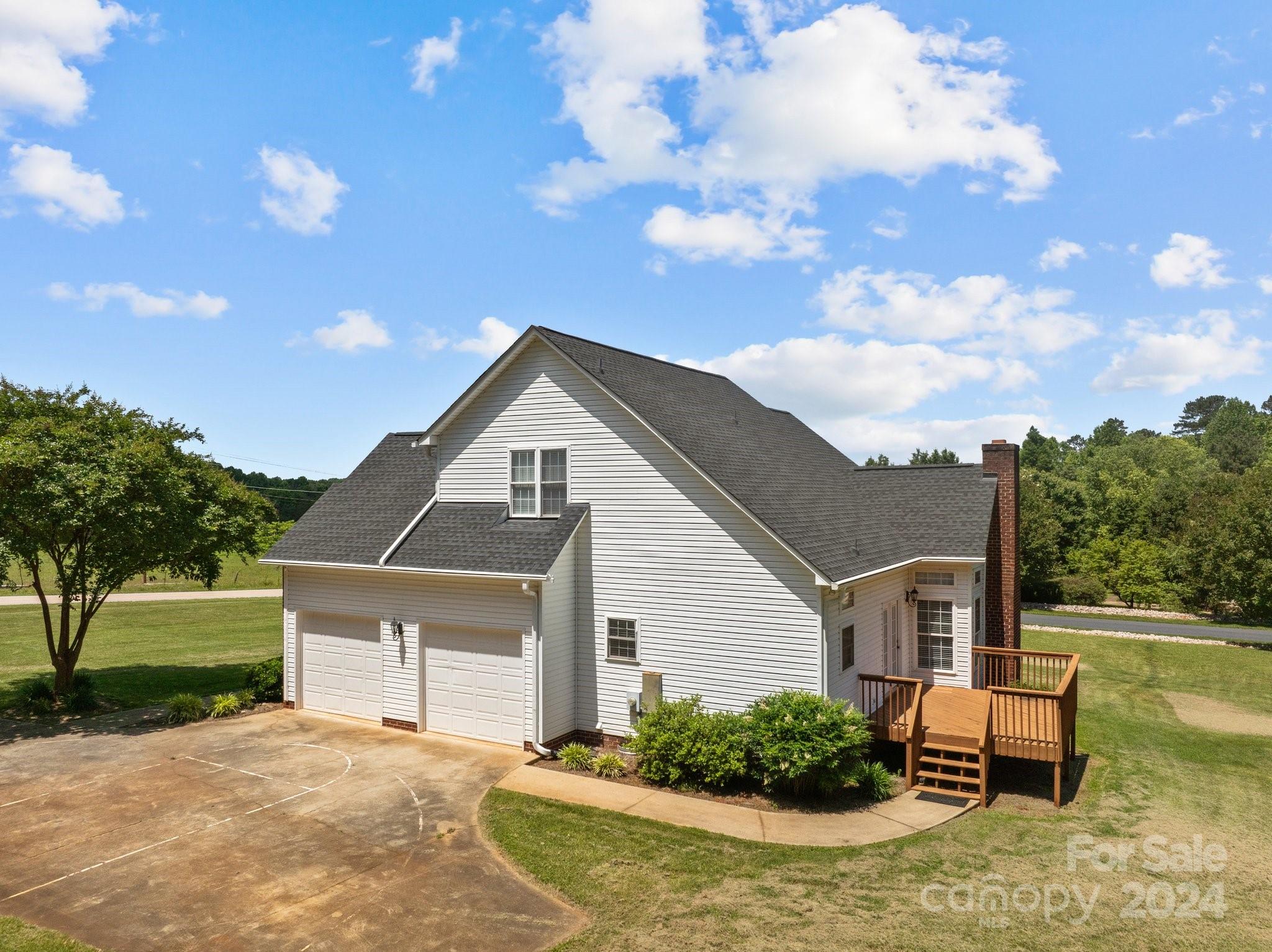 2495 Providence Church Road Salisbury, NC 28146 - Photo 5 of 44 Gallery Image 5