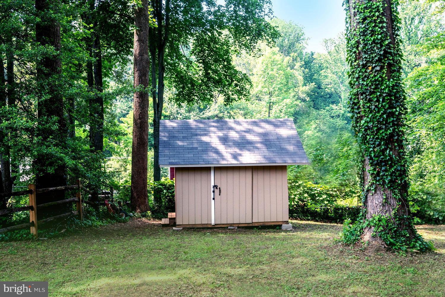 1240 Maple Road Arnold, MD 21012 - Photo 19 of 30 Quaint Detached Storage Shed