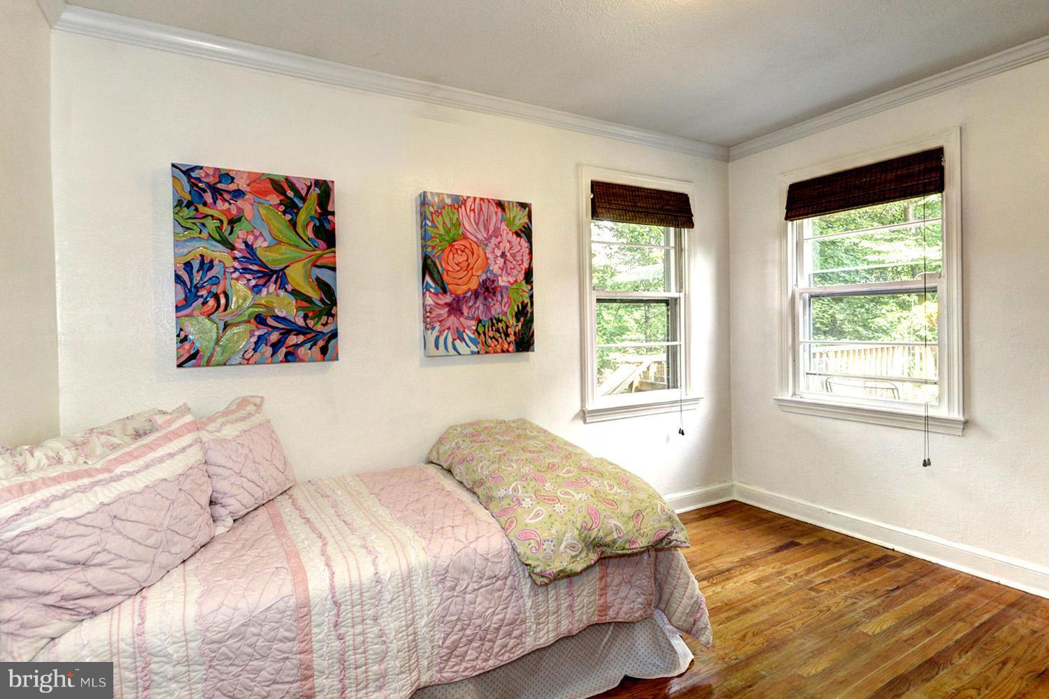 1240 Maple Road Arnold, MD 21012 - Photo 20 of 30 Bright n' Breezy Main Level Bedroom